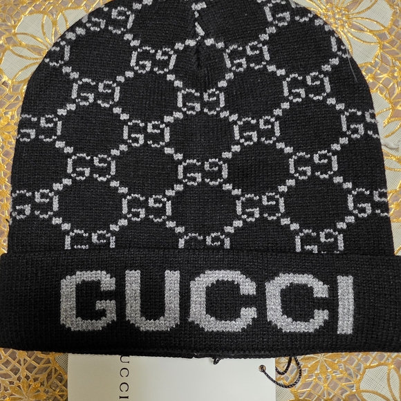 Gucci Other - Gucci Black and Gray Knit Beanie